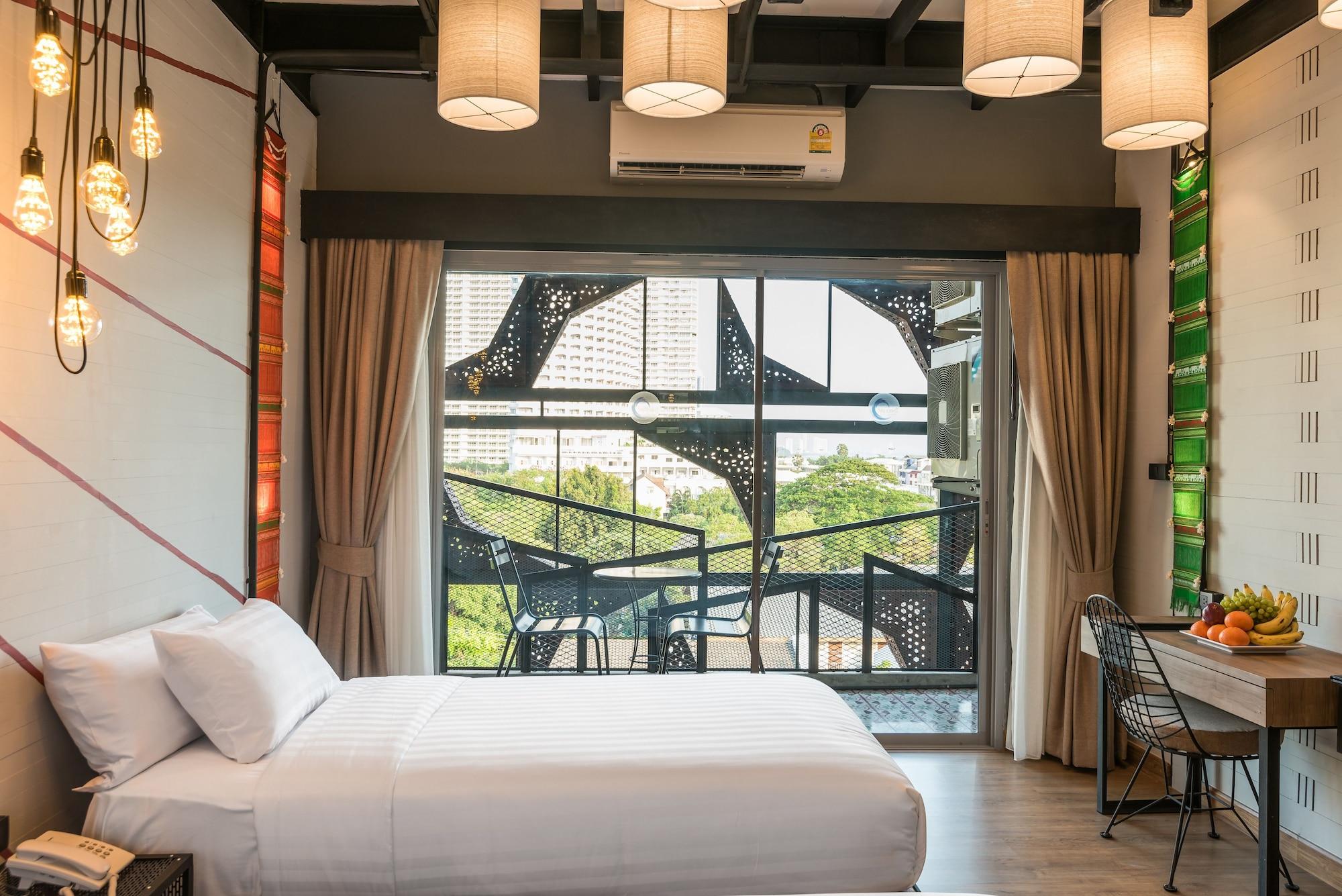 Sea Crest By Jomtien Hotell Exteriör bild