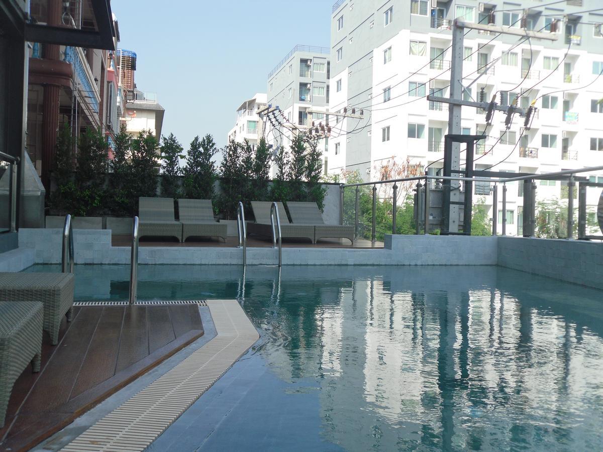 Sea Crest By Jomtien Hotell Exteriör bild